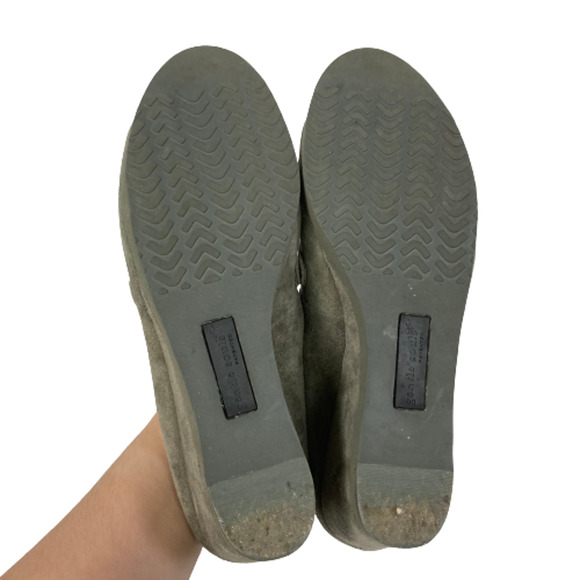 Gentle Souls Loafers Womens Sz 8 Gray Suede Leather Slip On Wedge - Picture 5 of 9